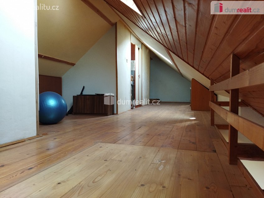 Prodej bytu 2+1 51 m^2 Kolmá, Karlovy Vary 