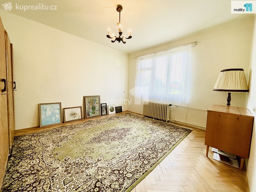 Prodej  rodinného domu 140 m^2 Rybova, Praha 6 