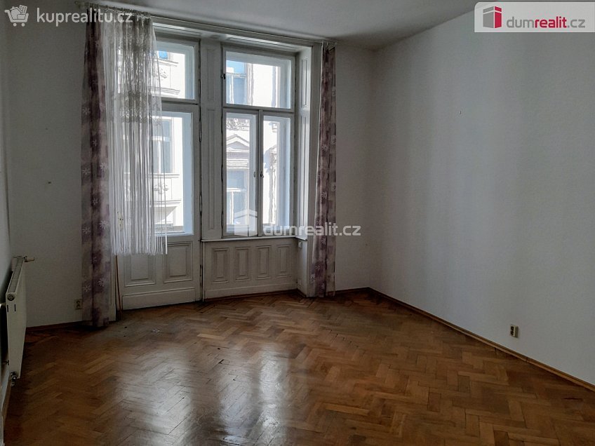 Pronájem  kanceláře 25 m^2 Ostrovní, Praha 1 