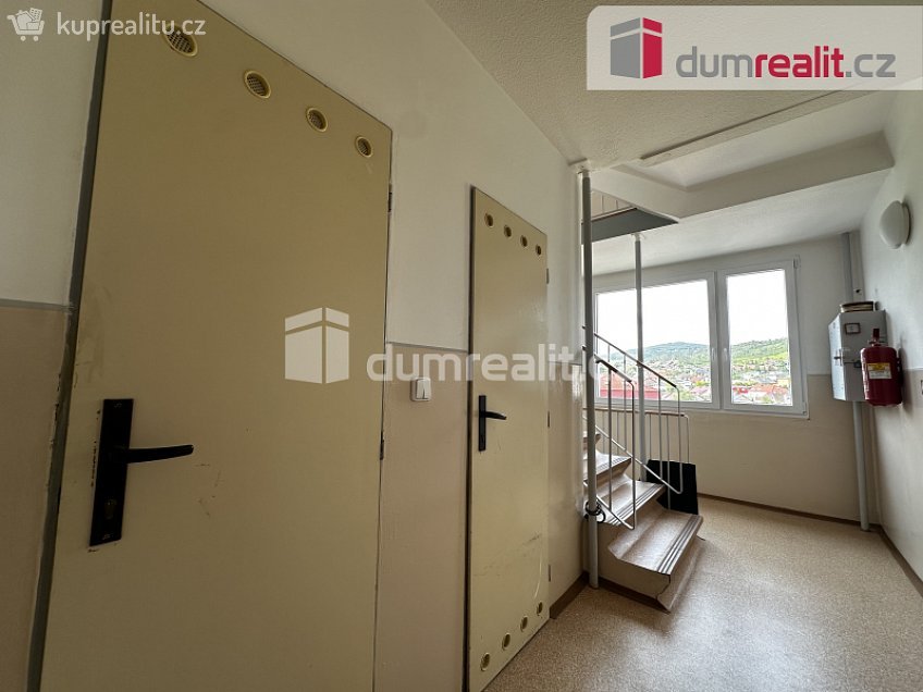 Pronájem bytu 2+kk 40 m^2 Dukelská, Litoměřice 