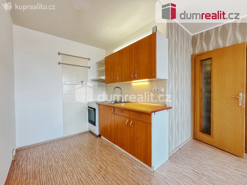 Pronájem bytu 2+kk 40 m^2 Dukelská, Litoměřice 