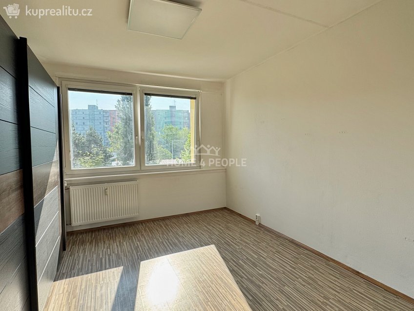 Pronájem bytu 2+kk 41 m^2 N. Frýda, České Budějovice 