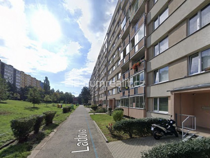 Pronájem bytu 1+1 36 m^2 Ladova, Ústí nad Labem 