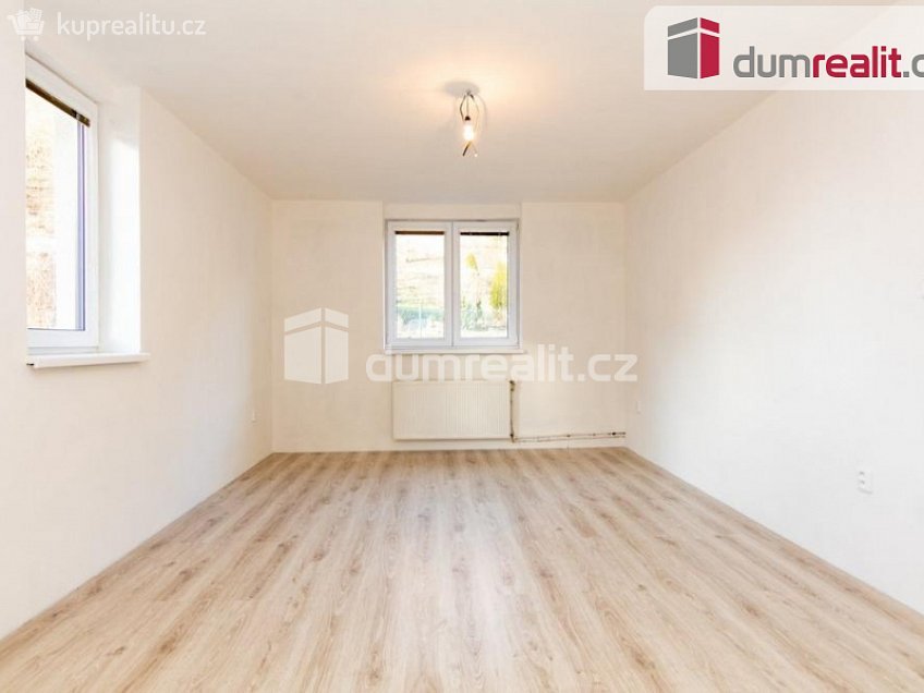 Pronájem bytu 3+1 104 m^2 Opletalova, Ústí nad Labem 