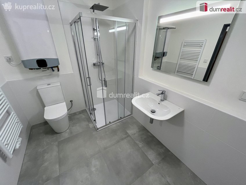 Pronájem bytu 2+kk 55 m^2 Osvobození, Slavičín 