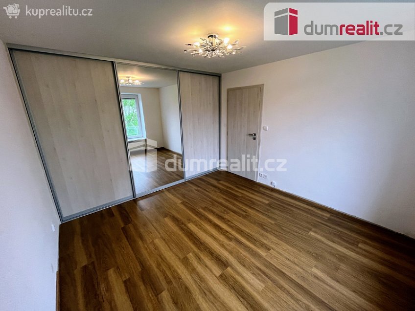 Pronájem bytu 2+1 63 m^2 Revoluční, Uherské Hradiště 