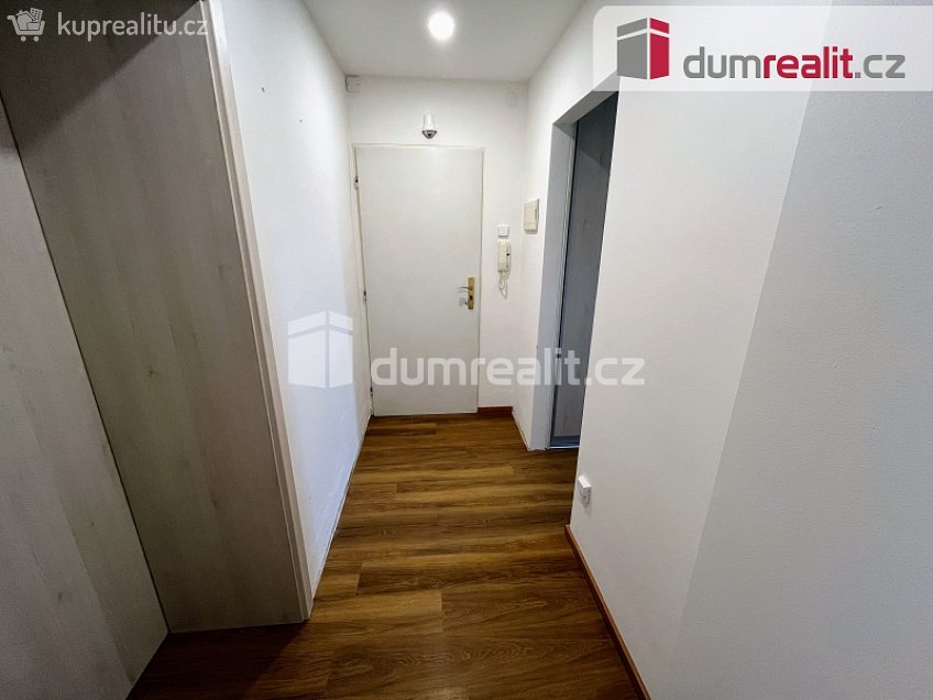 Pronájem bytu 2+1 63 m^2 Revoluční, Uherské Hradiště 