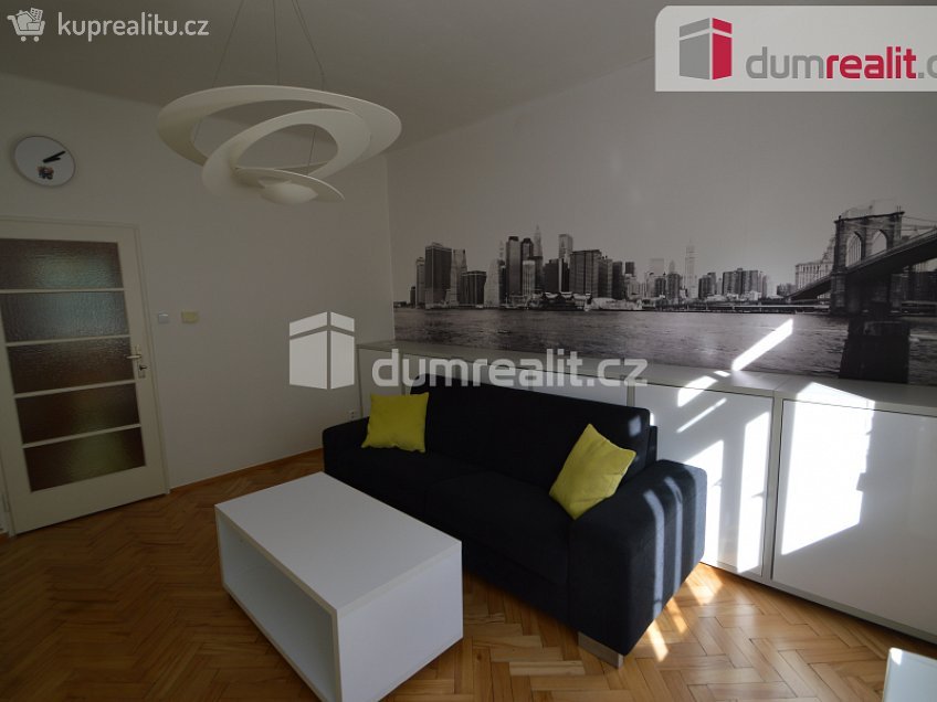 Pronájem bytu 2+kk 45 m^2 Ve Střešovičkách, Praha 6 