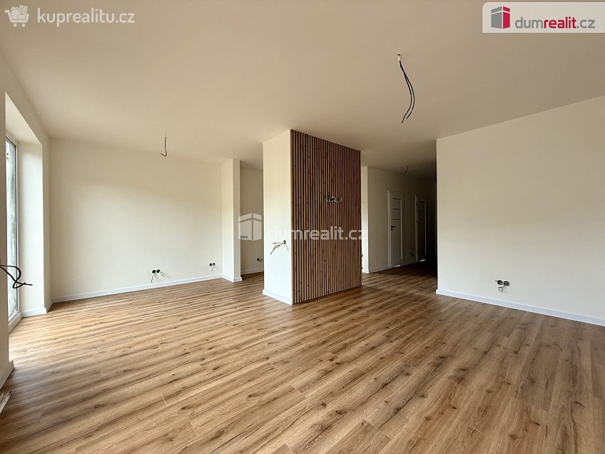 Prodej  rodinného domu 160 m^2 Velká Jesenice, Velká Jesenice 