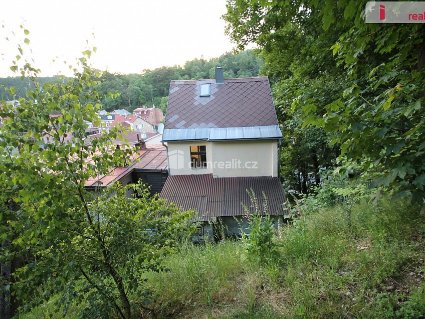 Pronájem  rodinného domu 140 m^2 Havlíčkova, Kraslice 