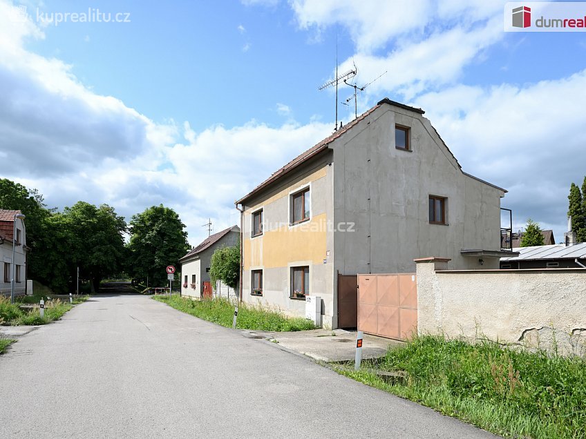 Prodej  rodinného domu 130 m^2 Žižkova, Veltrusy 