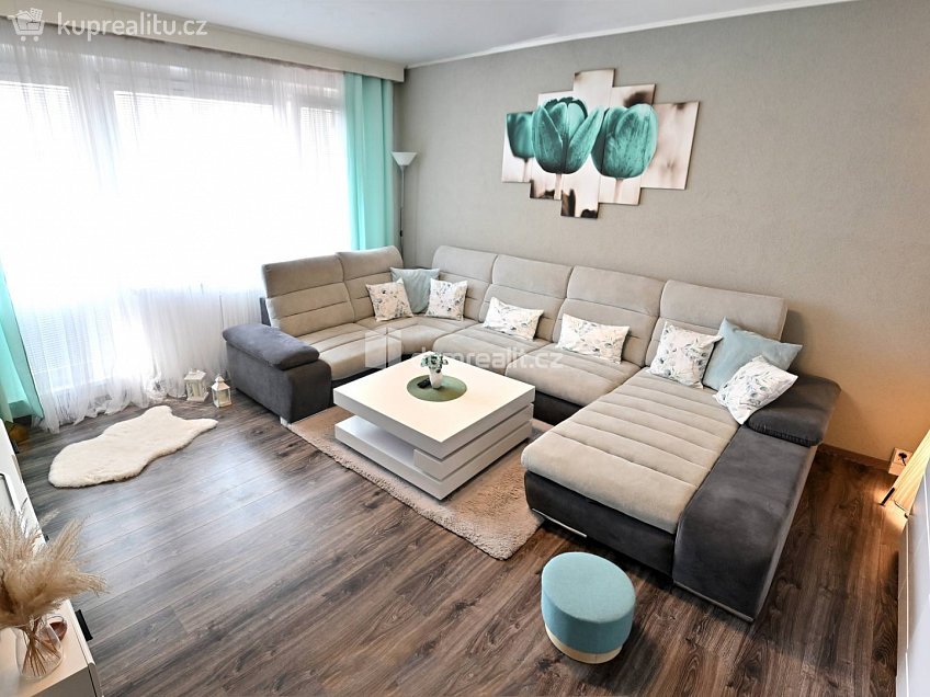 Prodej bytu 3+1 82 m^2 Jižní, Hodonín 