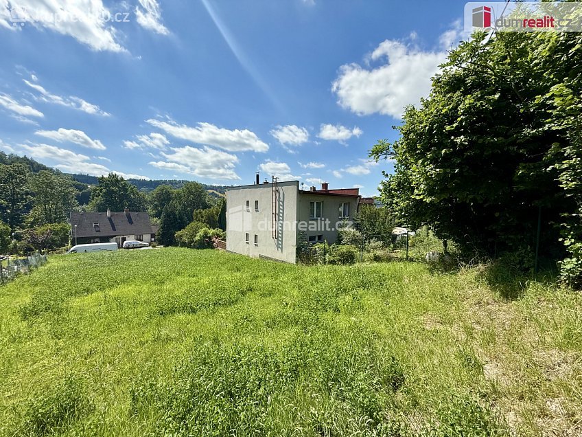 Prodej  stavebního pozemku 728 m^2 Mikoláše Alše, Semily 