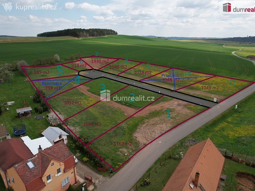 Prodej  stavebního pozemku 913 m^2 Vroutek, Vroutek 