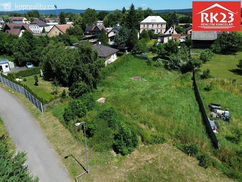 Prodej  stavebního pozemku 890 m^2 Trstěnice, Trstěnice 