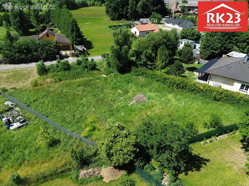 Prodej  stavebního pozemku 890 m^2 Trstěnice, Trstěnice 