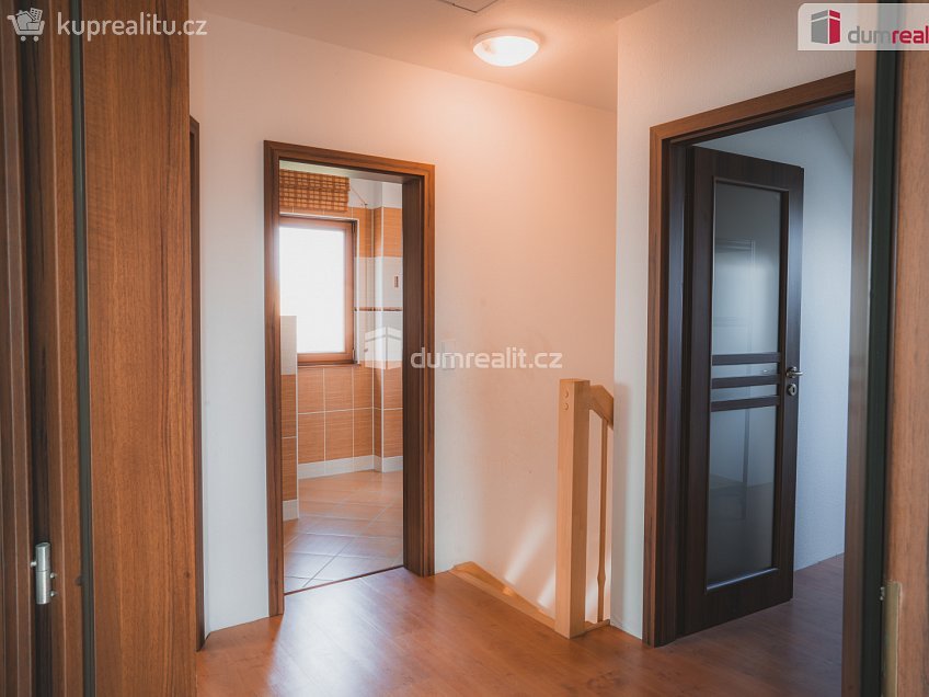 Prodej  rodinného domu 145 m^2 Slunečná, Ondřejov 