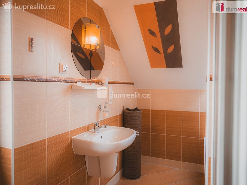 Prodej  rodinného domu 145 m^2 Slunečná, Ondřejov 