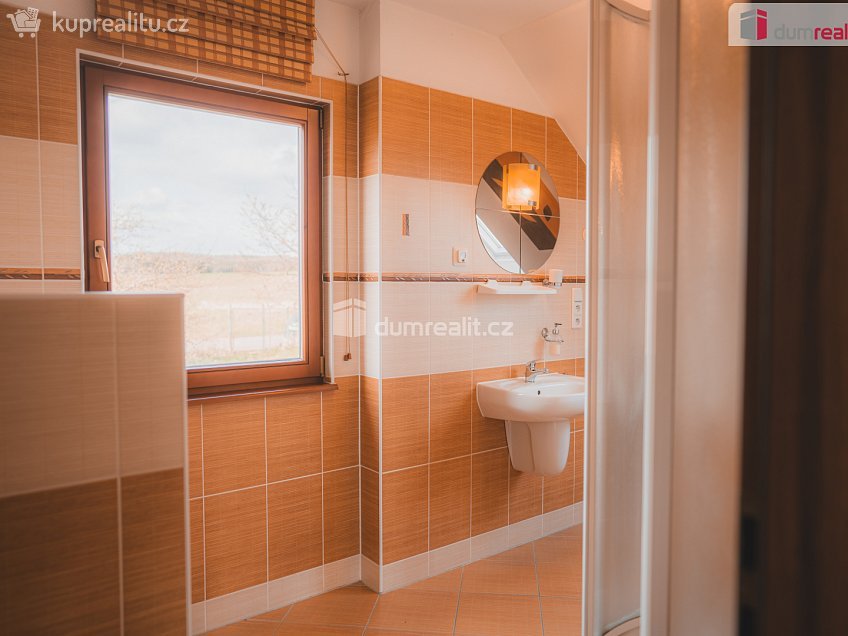 Prodej  rodinného domu 145 m^2 Slunečná, Ondřejov 