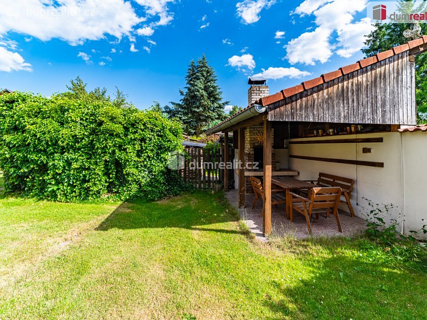 Prodej  rodinného domu 250 m^2 Zahradní, Královské Poříčí 