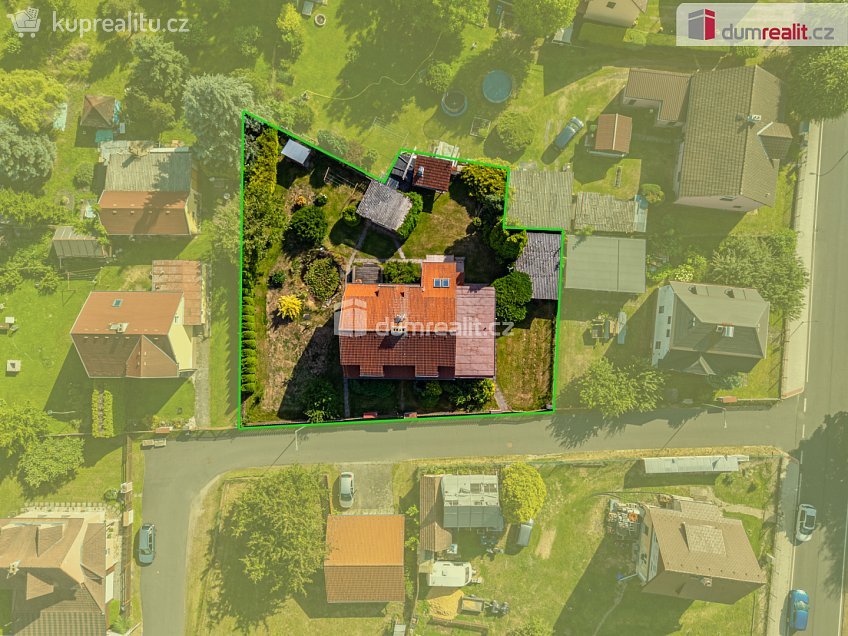 Prodej  rodinného domu 250 m^2 Zahradní, Královské Poříčí 