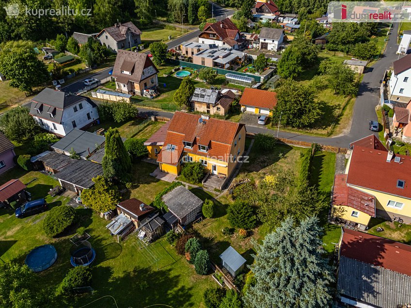 Prodej  rodinného domu 250 m^2 Zahradní, Královské Poříčí 