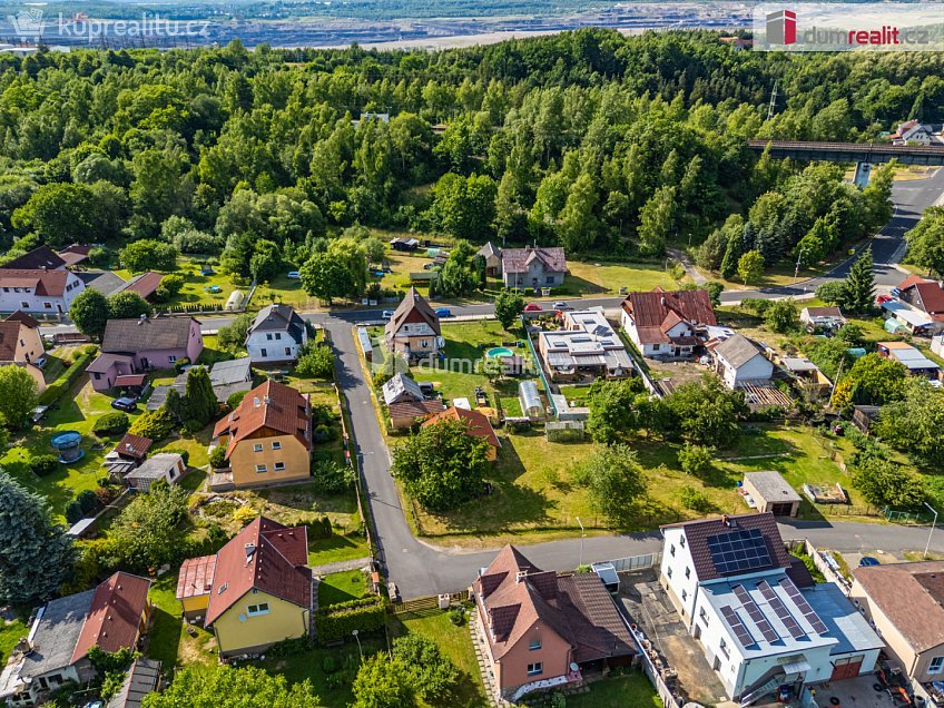 Prodej  rodinného domu 250 m^2 Zahradní, Královské Poříčí 