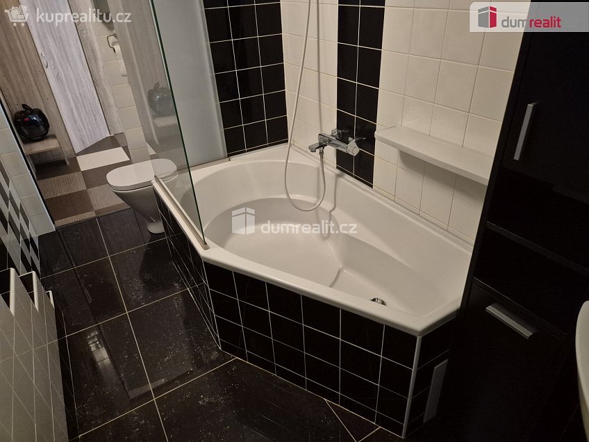 Prodej bytu 2+1 60 m^2 Na Vyhlídce, Kaplice 