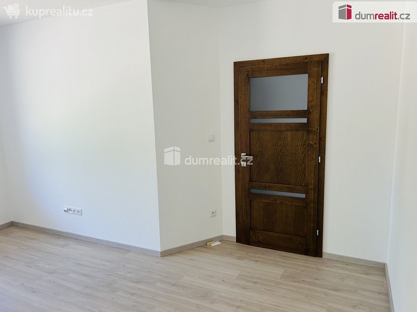 Prodej  rodinného domu 138 m^2 Keblov, Keblov 