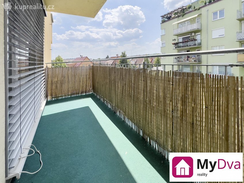 Pronájem bytu 2+kk 64 m^2 Aninská, Znojmo 