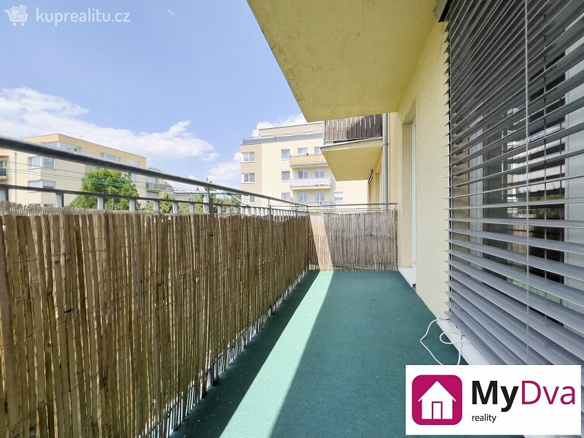 Pronájem bytu 2+kk 64 m^2 Aninská, Znojmo 