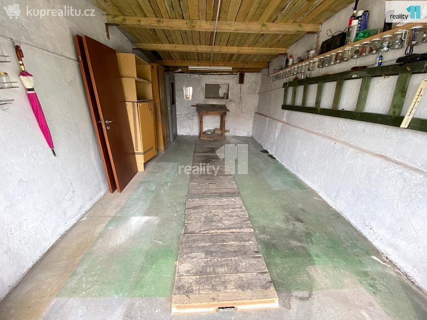 Prodej  garáže 23 m^2 Dlouhá, Karlovy Vary 