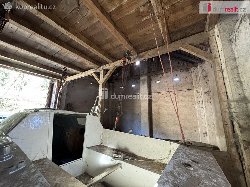 Prodej  rodinného domu 975 m^2 Pnětluky, Pnětluky 
