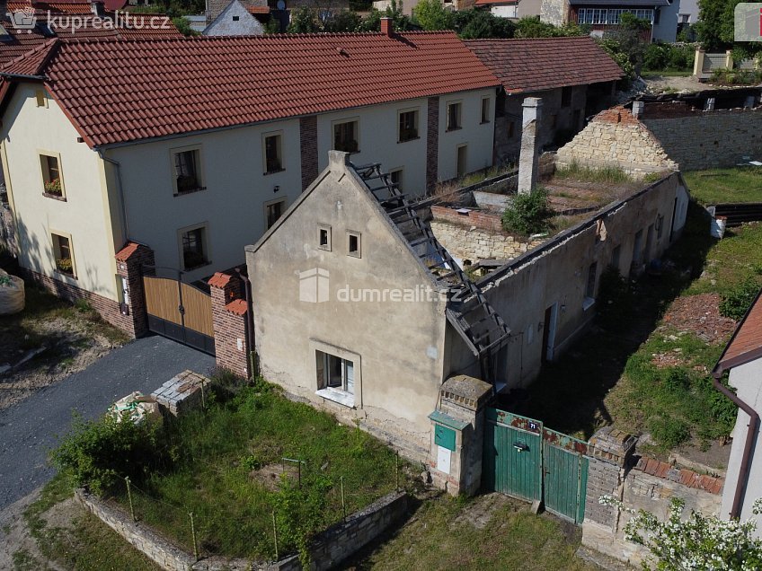 Prodej  rodinného domu 307 m^2 Na Karlově, Peruc 
