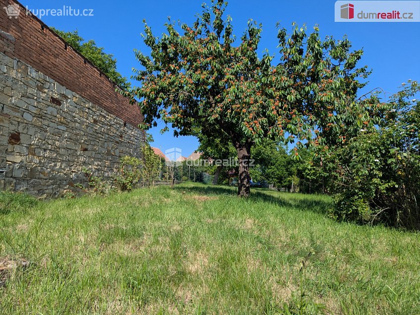 Prodej  rodinného domu 307 m^2 Na Karlově, Peruc 