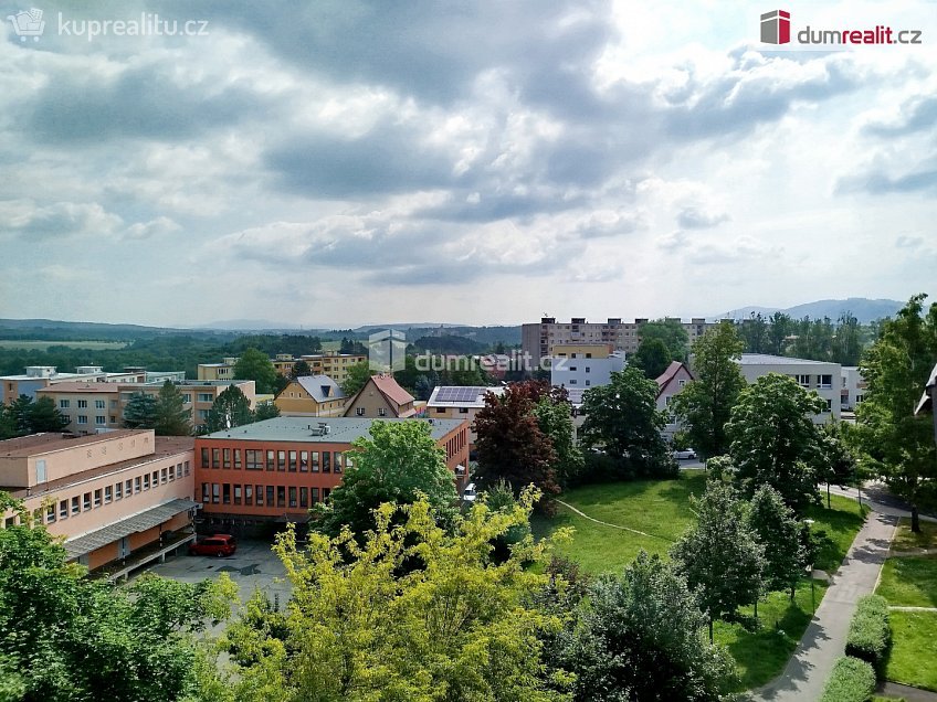 Pronájem bytu 2+1 62 m^2 Dvořákova, Karlovy Vary 