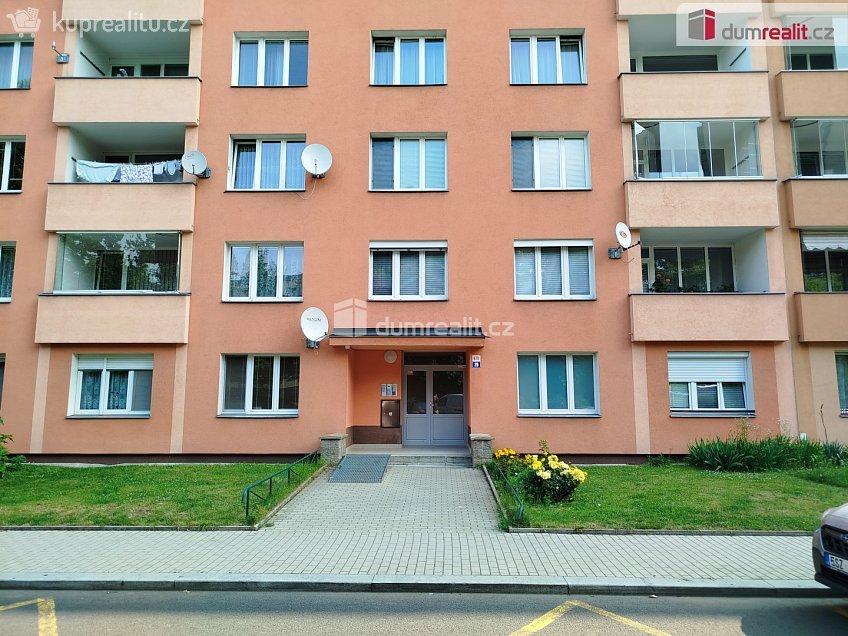 Pronájem bytu 2+1 62 m^2 Dvořákova, Karlovy Vary 