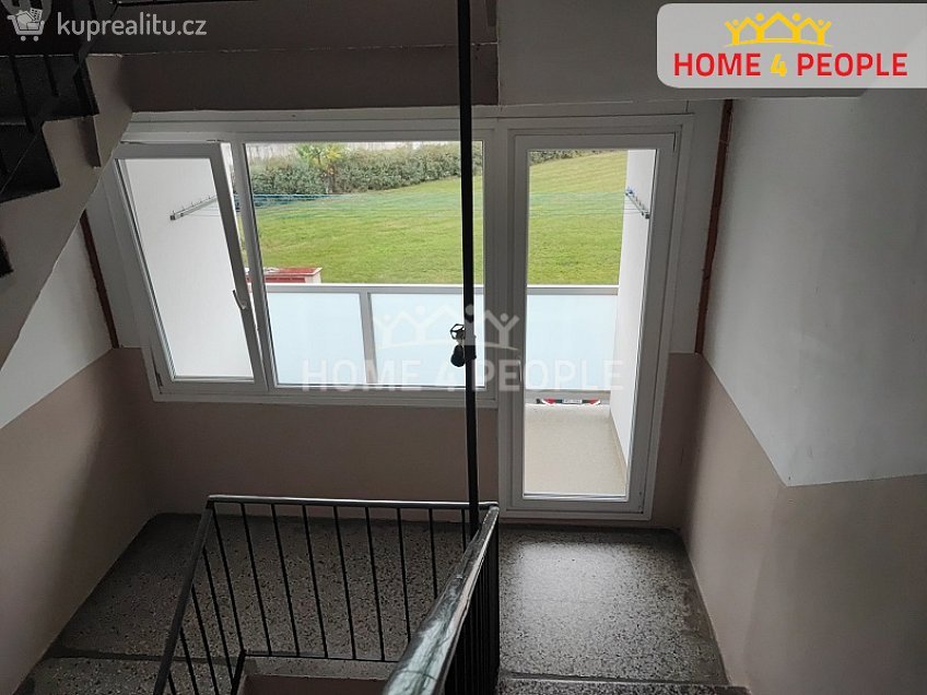 Pronájem bytu 1+1 39 m^2 Zámecká, Spálené Poříčí 
