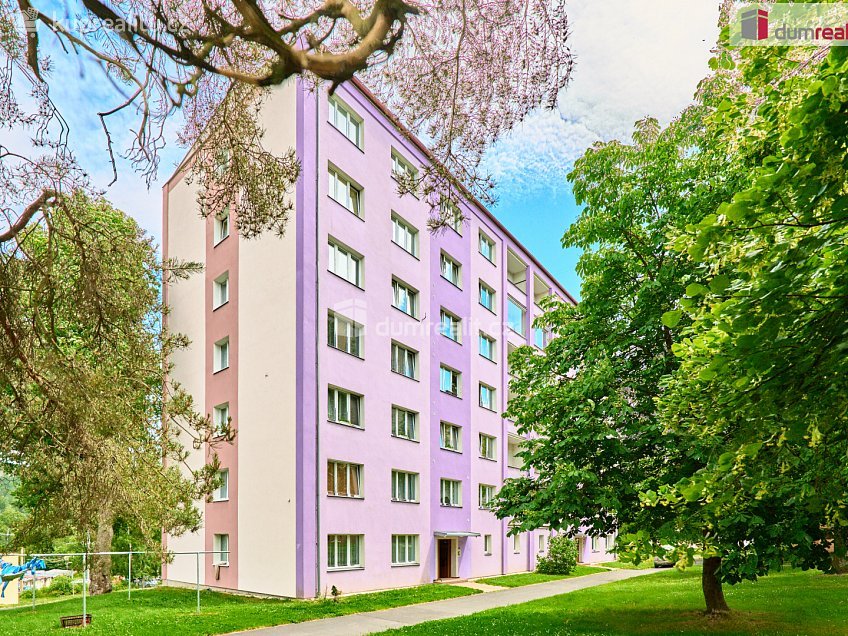 Prodej bytu 2+1 54 m^2 Okružní, Nejdek 