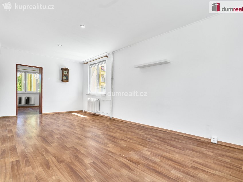 Prodej bytu 2+1 54 m^2 Okružní, Nejdek 