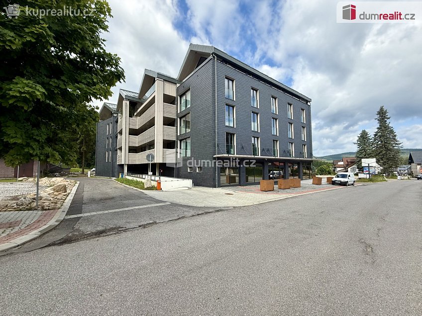 Pronájem  restauračního zařízení 220 m^2 Harrachov, Harrachov 
