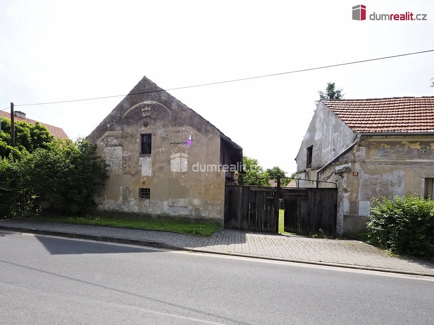 Prodej  usedlosti 95 m^2 Děčany, Děčany 