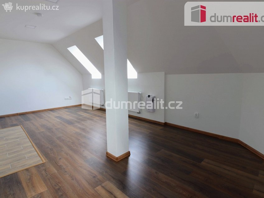 Pronájem bytu 1+kk 45 m^2 Komenského, Veselí nad Moravou 