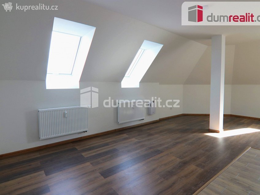 Pronájem bytu 1+kk 45 m^2 Komenského, Veselí nad Moravou 