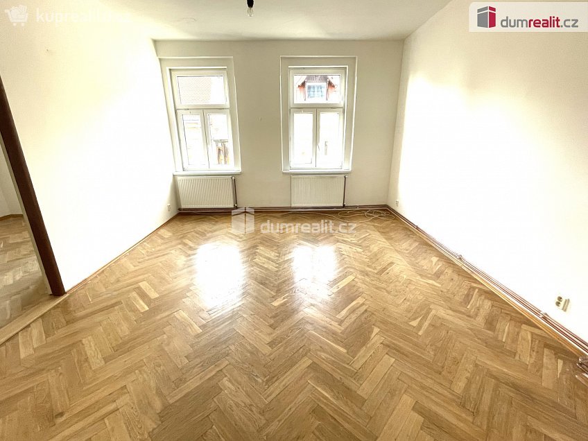 Pronájem bytu 2+1 60 m^2 Děčín, Děčín 