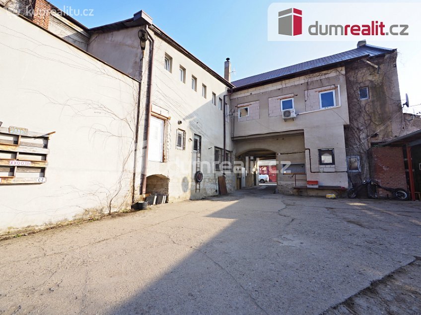 Prodej  komerční reality 600 m^2 Českolipská, Mělník 