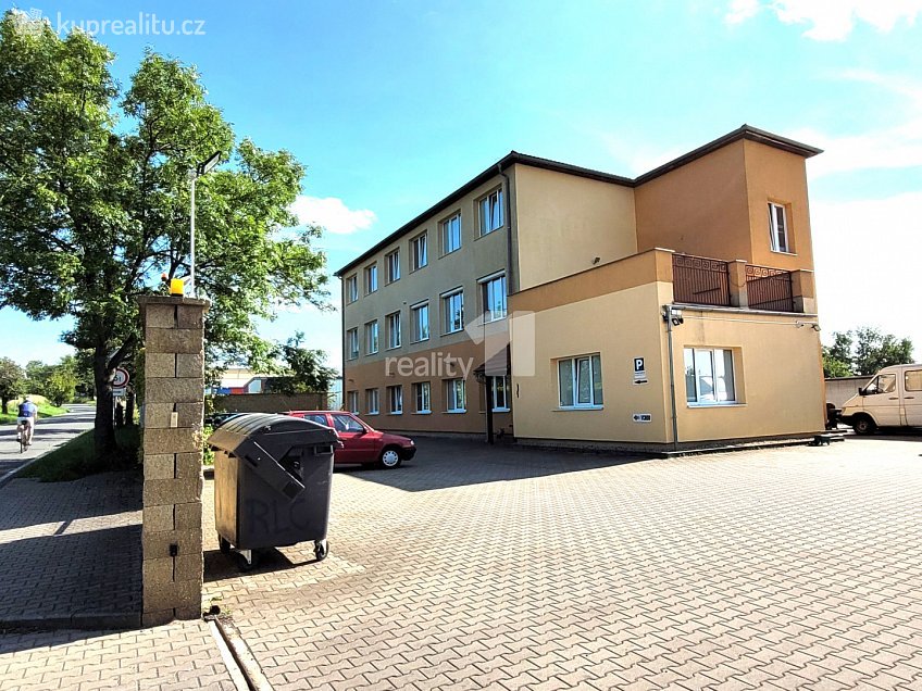 Pronájem  ubytovacího zařízení 1000 m^2 Modletice, Modletice 