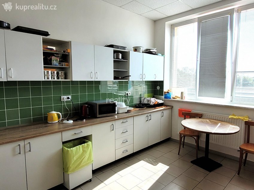Pronájem  ubytovacího zařízení 1000 m^2 Modletice, Modletice 