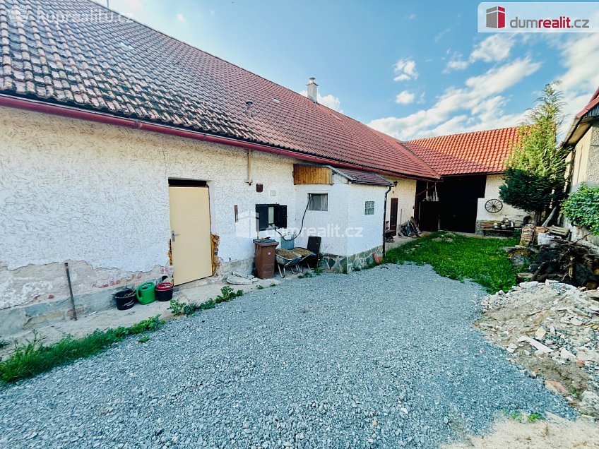 Prodej  rodinného domu 150 m^2 Bernartice, Bernartice 