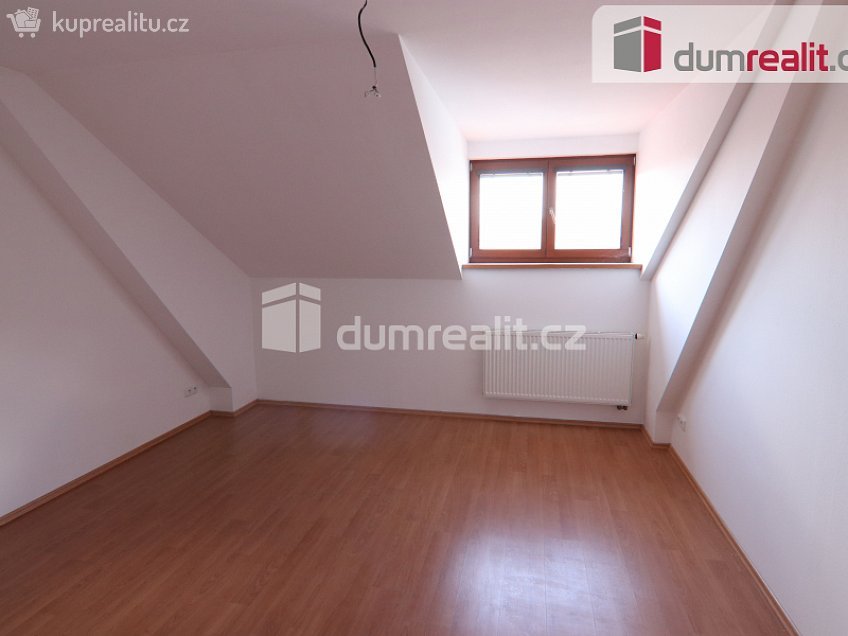 Pronájem bytu 2+kk 59 m^2 Dlouhá, Uherské Hradiště 